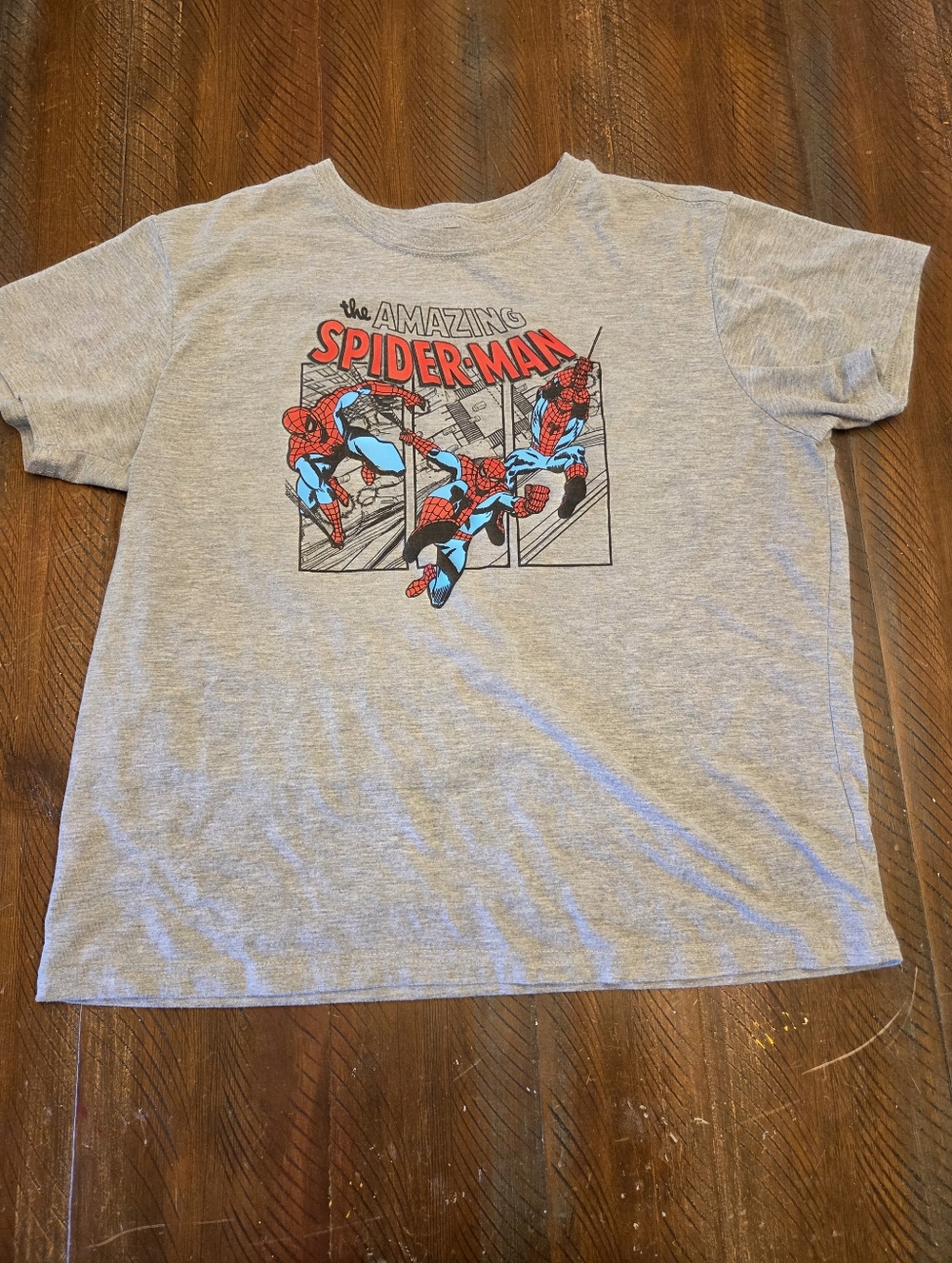 🎈2/$15 Marvel Amazing Spiderman t-shirt XL